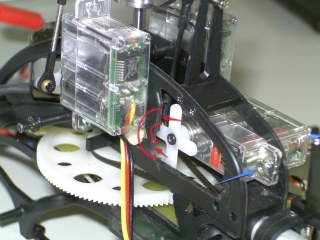 bild0221_servos.jpg